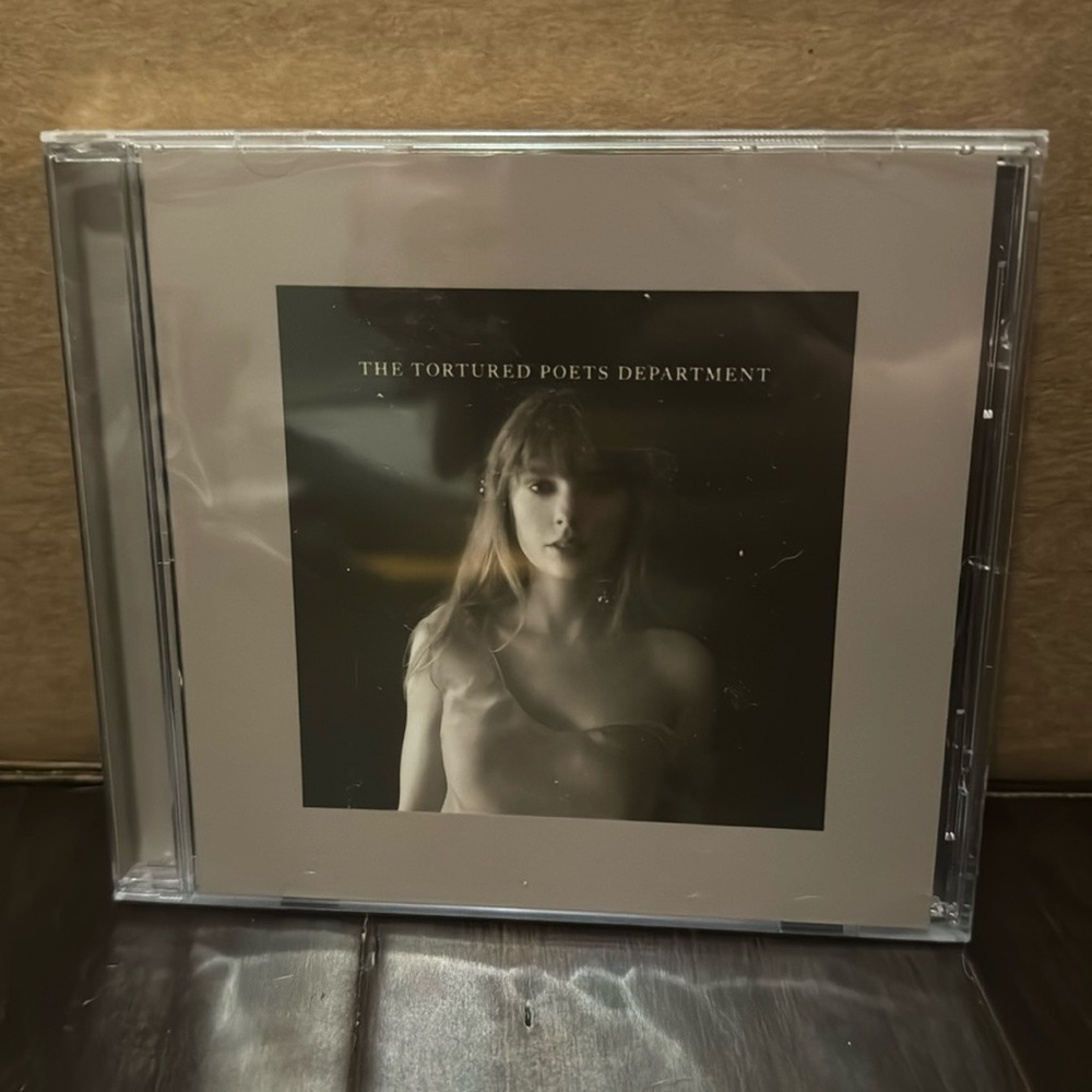 Sealed - The Tortured Poet’s Department featuring Down Bad (Acoustic Version)